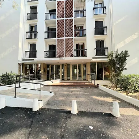 Cozy Air-conditioned With Balcony & Panoramic View Lejlighed